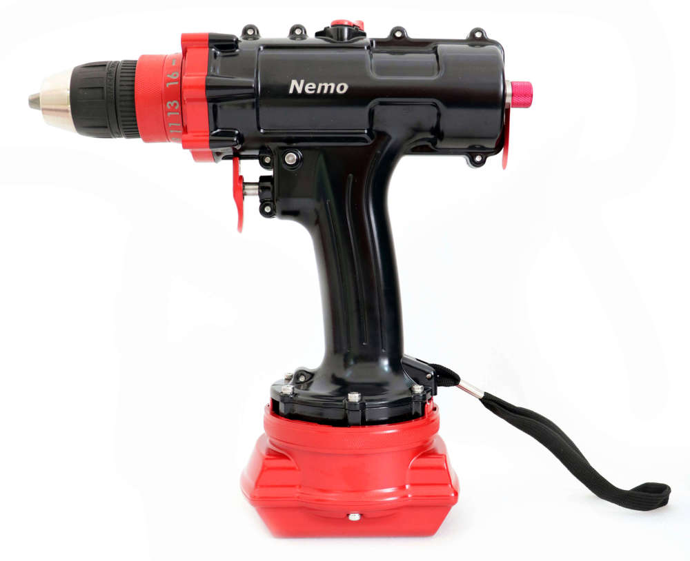 Underwater cordless online drill