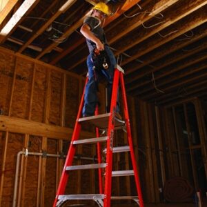 Louisville fxp1700 fiberglass pro platform step ladder 4 1 2.jpg